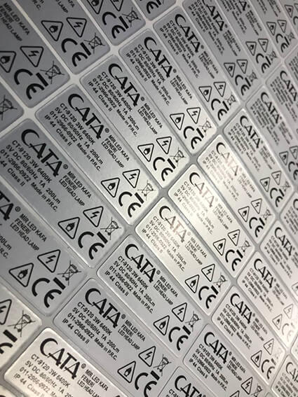 Меттализированные наклейки